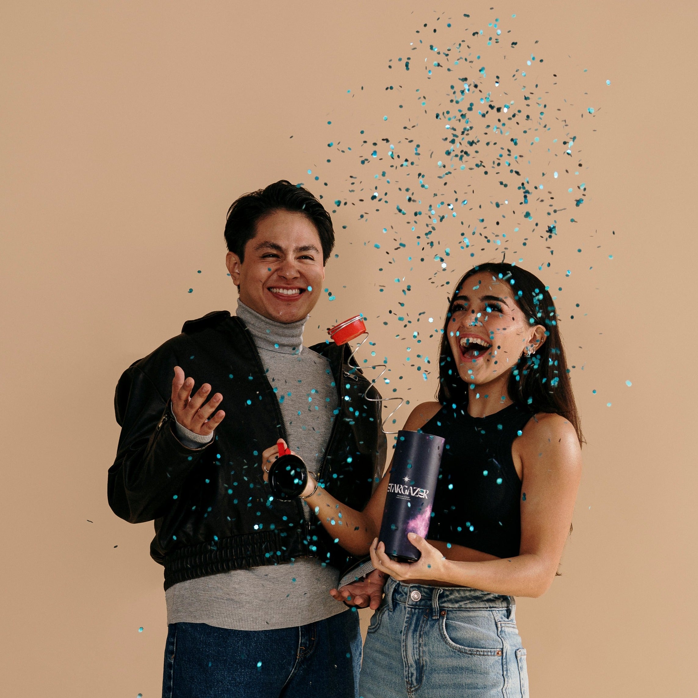 Spring Loaded Glitter Bomb Pranks